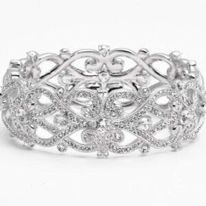 NADRI Celtic Knot Crystal Bangle